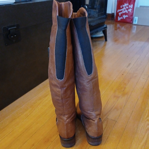 ⚡️SALE⚡️Davos Gomma Brown Leather Knee High Boots - Picture 7 of 13